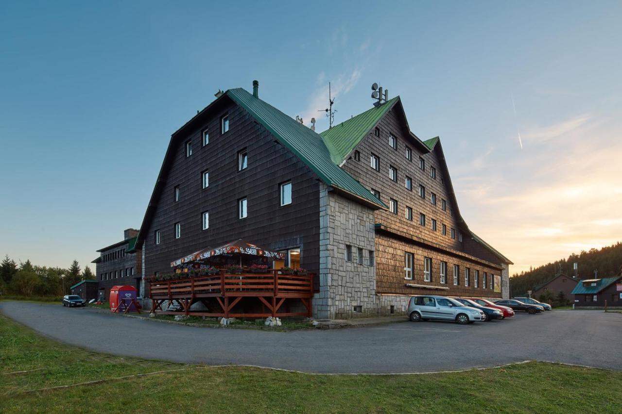 Hotel Cervenohorske Sedlo Loučná nad Desnou Exterior foto